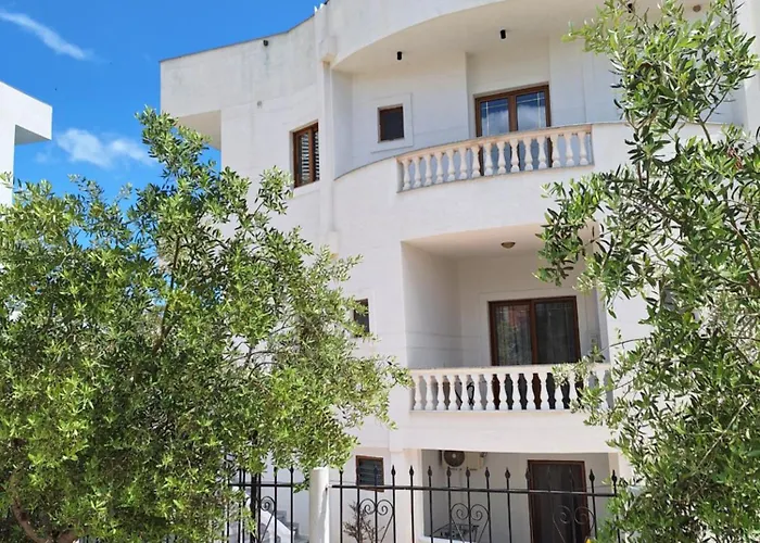 Vila Anxhelo