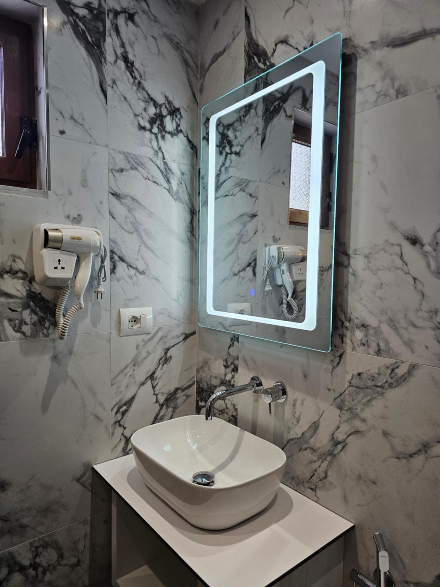 Anxhelo Apartamento Ksamil