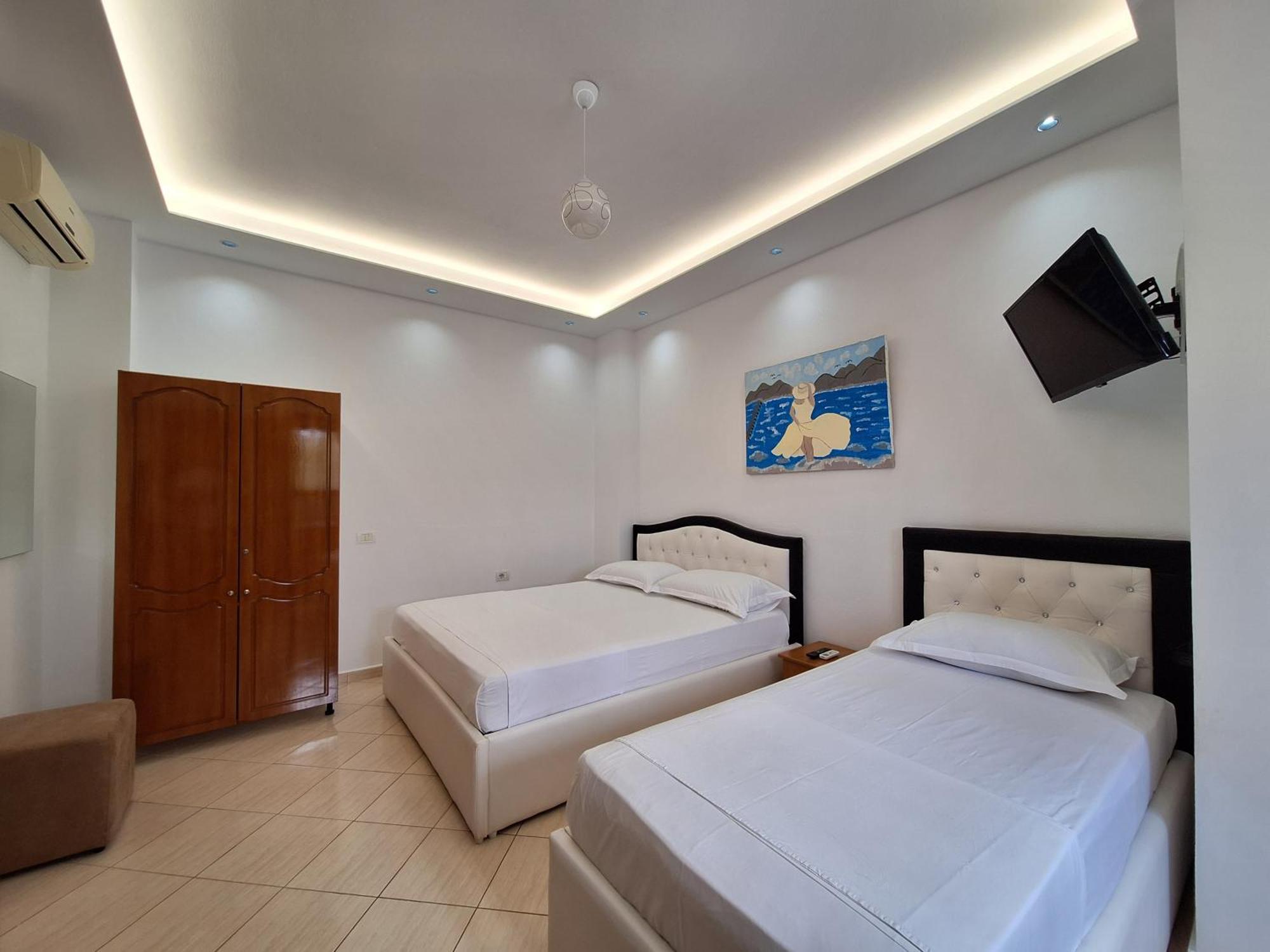 Anxhelo Apartment
